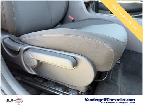Used 2025 Hyundai Kona SEL FWD image 25