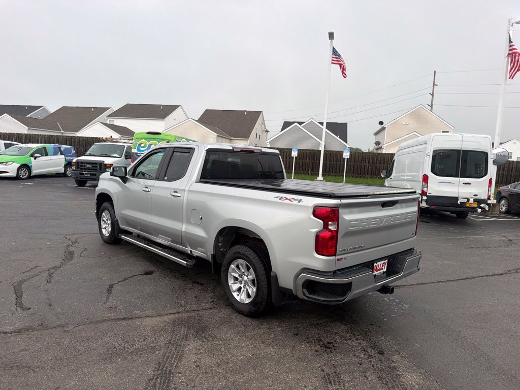 Used 2020 Chevrolet Silverado 1500 LT w/ All-Star Edition AWD/4WD image 9
