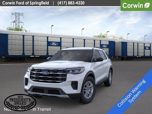 New 2026 Ford Explorer Active image 2