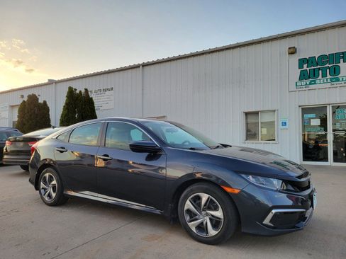 Used 2019 Honda Civic LX image 9