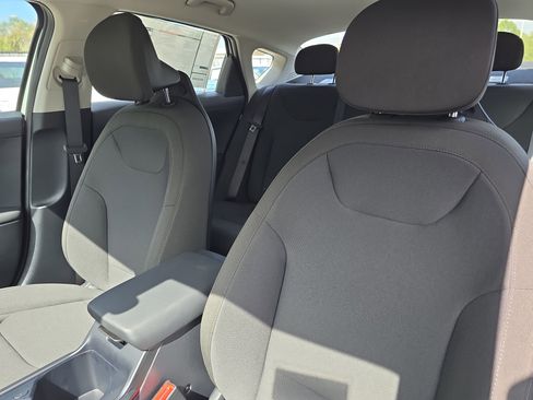 New 2026 Kia K4 LXS image 21