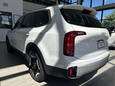 Used 2024 Kia Telluride S w/ S Sunroof Package AWD/4WD image 3