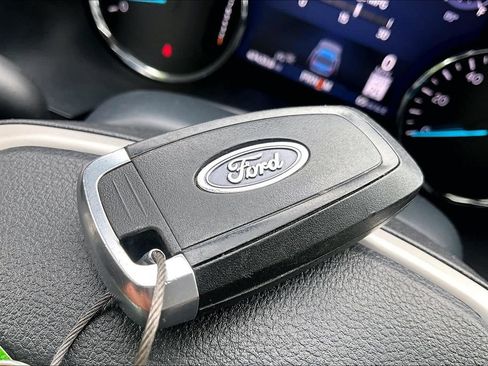 Used 2024 Ford Expedition Limited RWD image 12