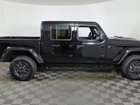 New 2026 Jeep Gladiator Sport AWD/4WD image 8