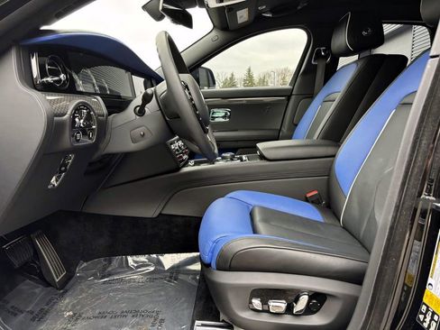 Used 2022 Rolls-Royce Ghost Black Badge image 16