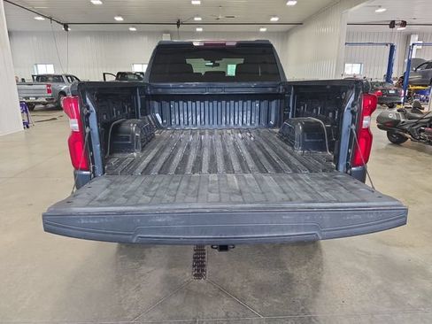 Used 2019 Chevrolet Silverado 1500 Custom Trail Boss w/ Custom Convenience Package AWD/4WD image 25