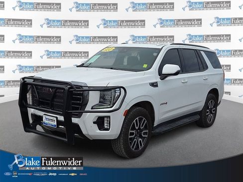 Used 2024 GMC Yukon AT4 AWD/4WD image 1