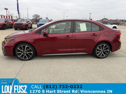 Used 2022 Toyota Corolla SE image 4