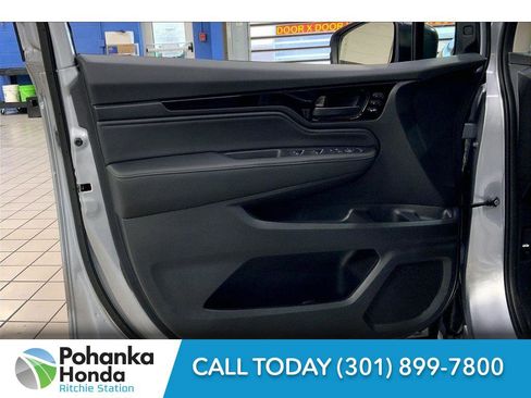 New 2026 Honda Odyssey Touring image 14