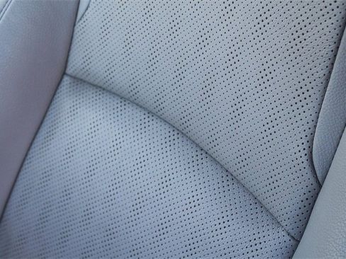 Used 2023 Honda Odyssey Elite image 38