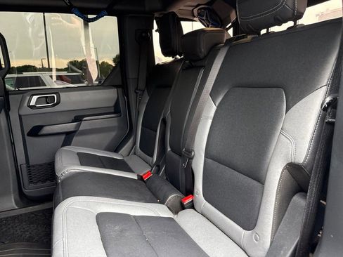 Used 2024 Ford Bronco Big Bend AWD/4WD image 28