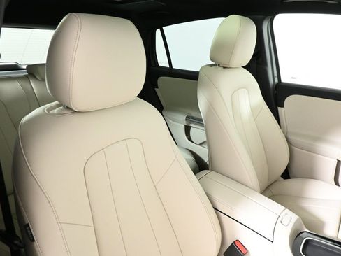 New 2026 Mercedes-Benz GLA 250 4MATIC image 32