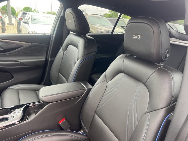 Used 2026 Buick Envista Sport Touring w/ Convenience I Package FWD image 7