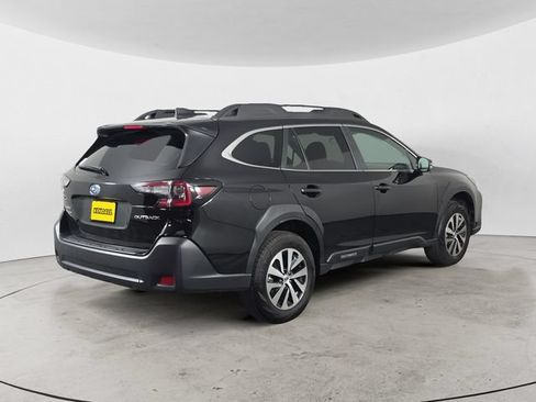 Certified 2025 Subaru Outback Premium AWD/4WD image 5