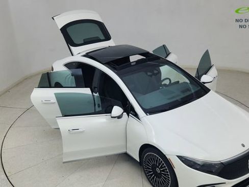 Used 2023 Mercedes-Benz EQS 450+ 4MATIC Sedan image 86