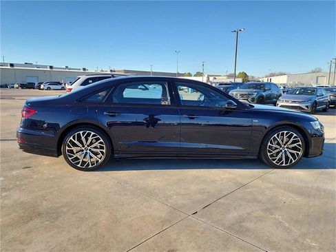 Certified 2024 Audi A8 L 3.0T image 8