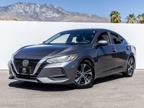 Used 2020 Nissan Sentra SV FWD image 1
