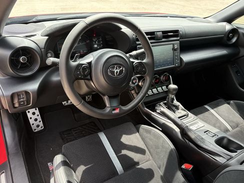 Used 2023 Toyota GR86 Premium RWD image 14