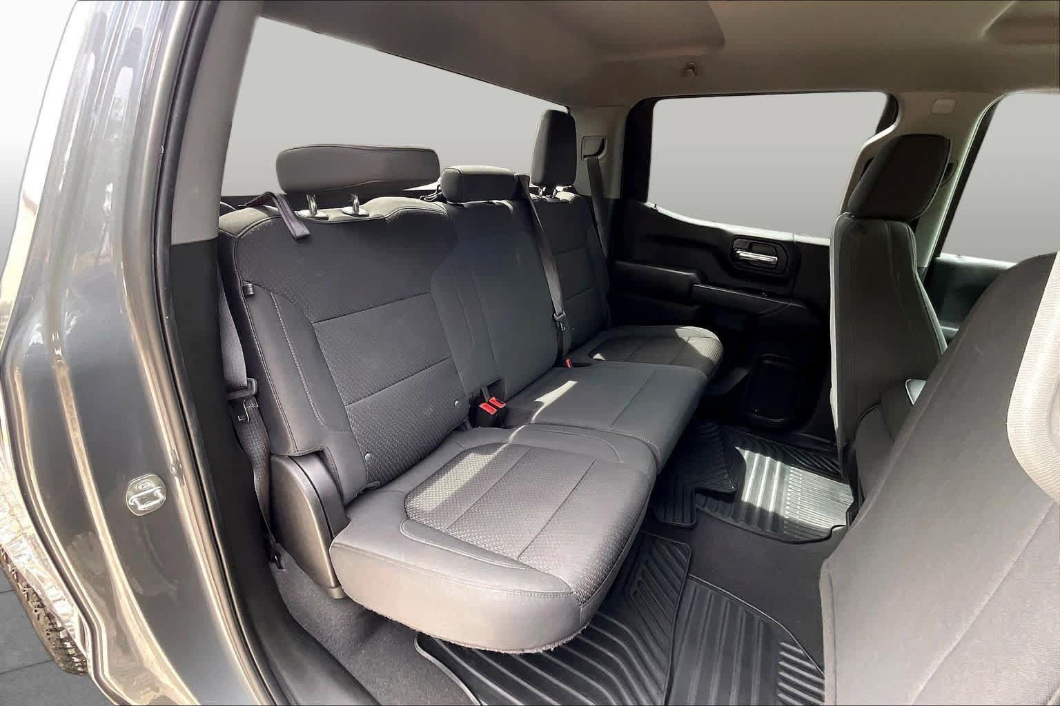 Used 2022 Chevrolet Silverado 1500 Custom AWD/4WD image 26
