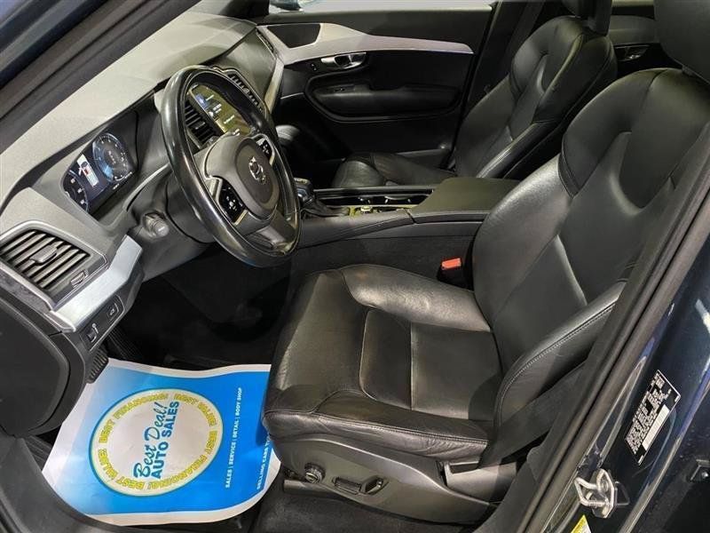 Used 2018 Volvo XC90 T5 Momentum w/ Convenience Package AWD/4WD image 10