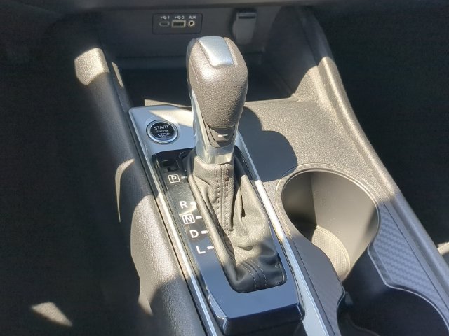 Used 2025 Nissan Altima 2.5 SV FWD image 25
