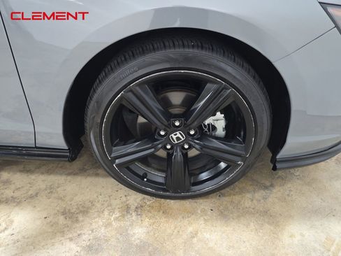 Used 2023 Honda Accord Sport image 33