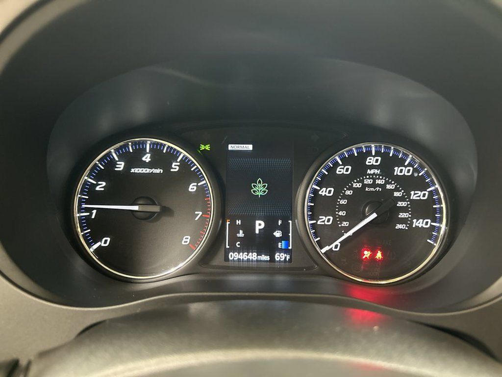 Used 2016 Mitsubishi Outlander GT AWD/4WD image 15