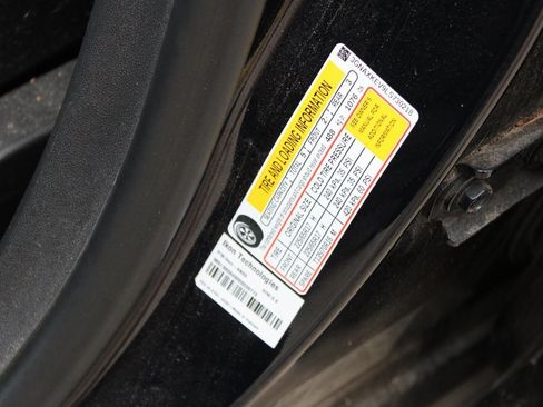 Used 2020 Chevrolet Equinox LT image 30