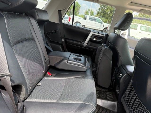 Used 2023 Toyota 4Runner Limited AWD/4WD image 40