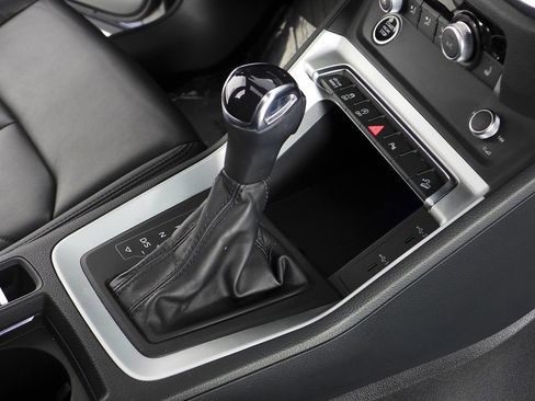 Used 2022 Audi Q3 2.0T Premium Plus w/ Premium Plus Package image 15