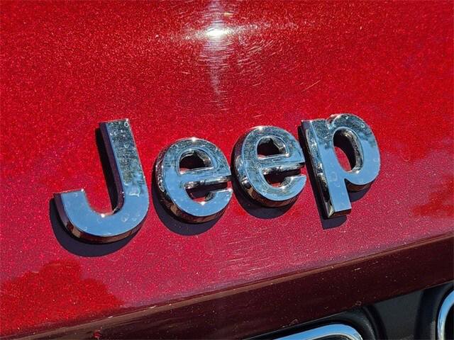 Certified 2024 Jeep Grand Cherokee L Laredo AWD/4WD image 10