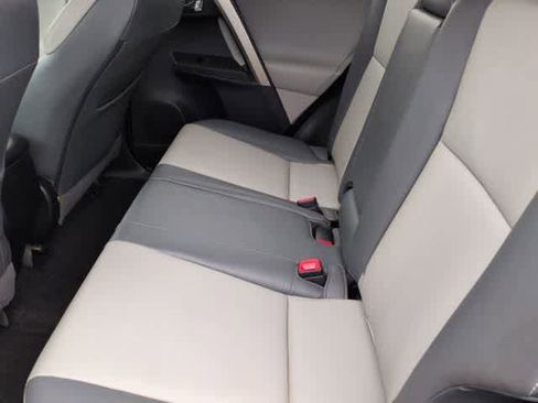 Used 2013 Toyota RAV4 Limited AWD/4WD image 20
