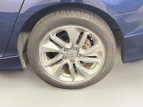 Used 2020 Honda Accord LX image 11