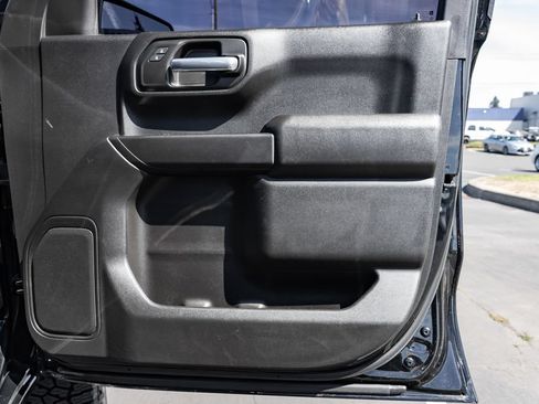 Used 2019 Chevrolet Silverado 1500 Custom w/ Custom Value Package AWD/4WD image 26