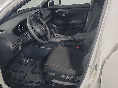 Certified 2024 Honda HR-V Sport image 17