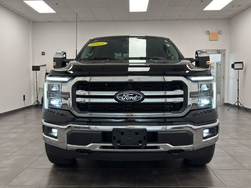 Used 2025 Ford F150 Lariat w/ Equipment Group 501A Mid AWD/4WD image 28