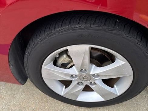 Used 2012 Hyundai Elantra GLS w/ Preferred Pkg 3 FWD image 12