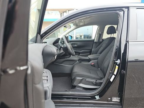 New 2026 Honda HR-V LX image 9