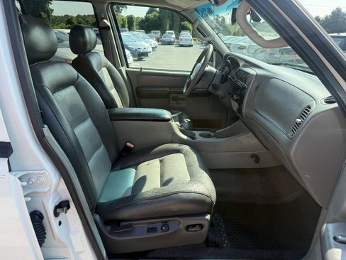 Used 2003 Ford Explorer Sport Trac XLT RWD image 13