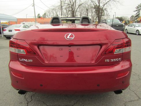Used 2010 Lexus IS 350C image 9