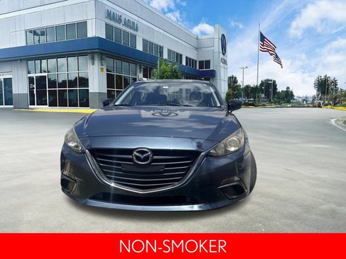 Used 2015 MAZDA MAZDA3 i SV FWD image 4