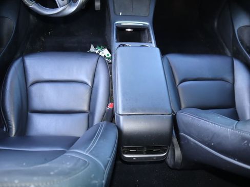 Used 2022 Tesla Model 3 Long Range image 7