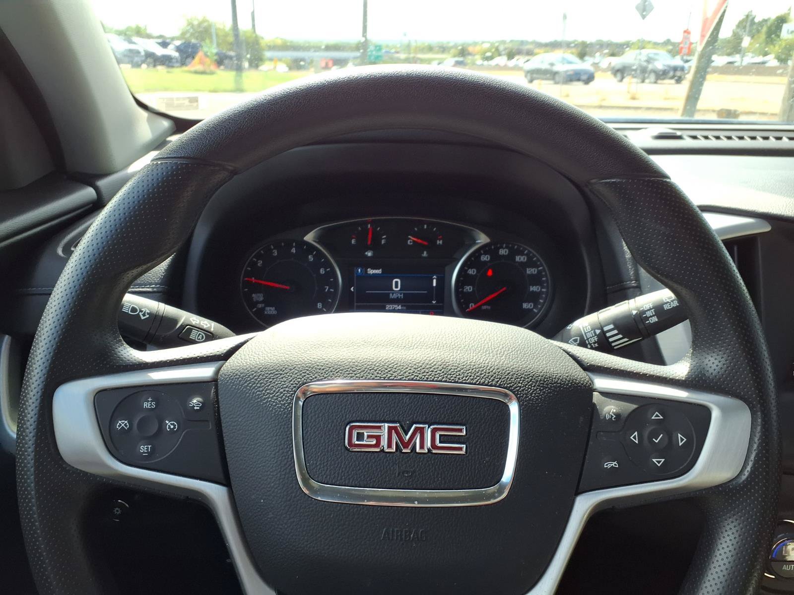 Used 2024 GMC Terrain SLE w/ Driver Convenience Package AWD/4WD image 11