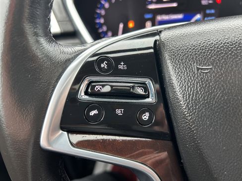 Used 2015 Cadillac SRX Luxury image 26