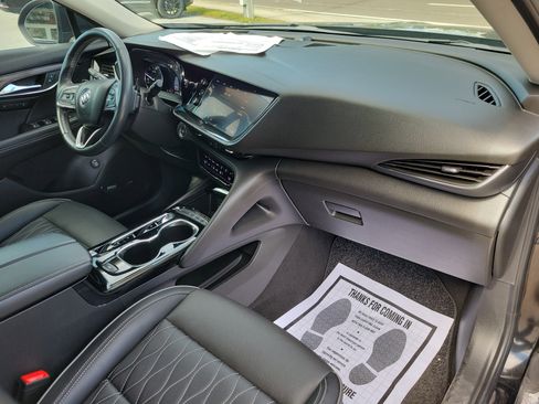 Certified 2023 Buick Envision Avenir image 11