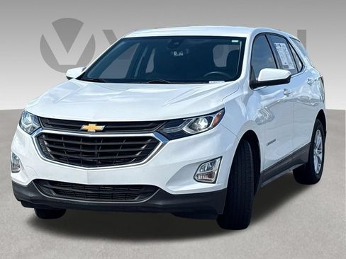 Used 2020 Chevrolet Equinox LT FWD image 1