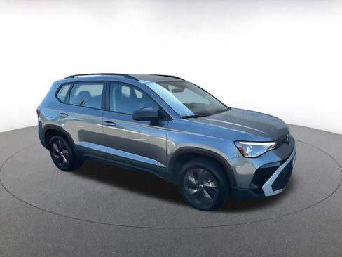 Used 2026 Volkswagen Taos S FWD image 2