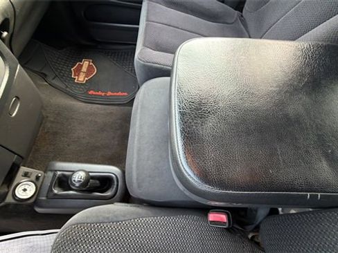 Used 2005 Dodge Ram 1500 Truck SLT w/ Daytona Edition Group image 14