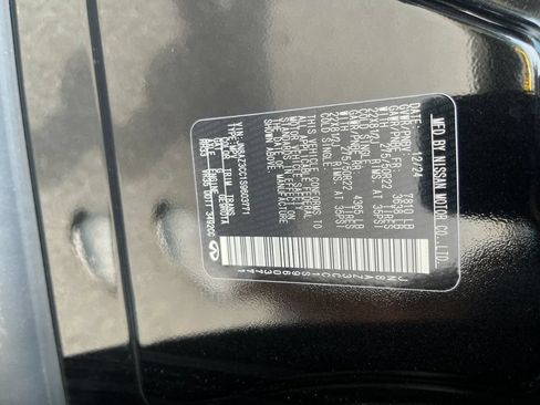 Used 2025 INFINITI QX80 Autograph AWD/4WD image 30