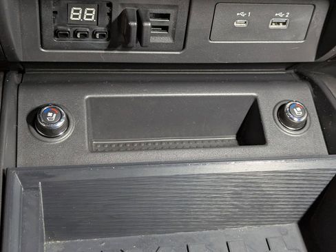 Used 2023 Nissan Titan Platinum Reserve w/ Off Road Protection Package image 24